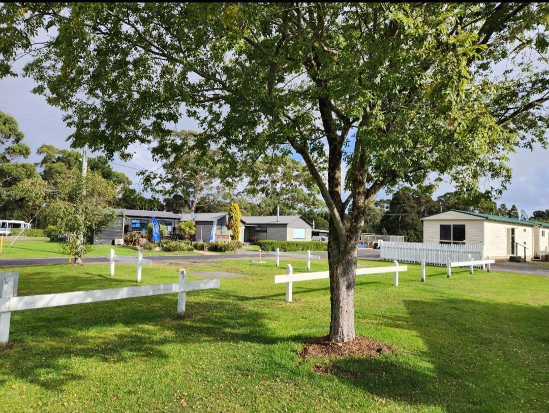 Strahan Beach Tourist Park Exteriér fotografie