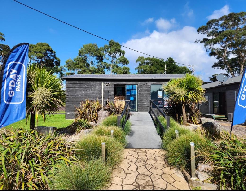 Strahan Beach Tourist Park Exteriér fotografie
